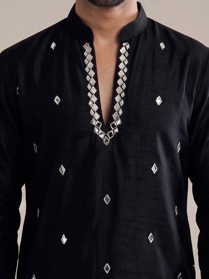 THE ECLIPSE BLACK MIRROR KURTA